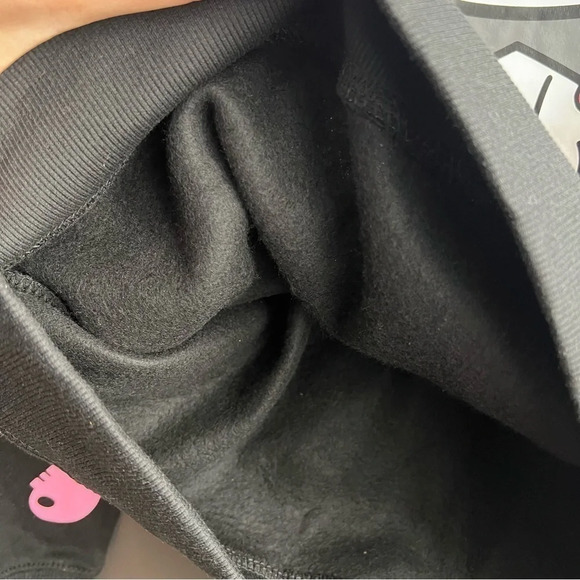 NWOT Sanrio Kuromi Black Pink-skull Sweatshirt Crewneck Size Small - Picture 5 of 5